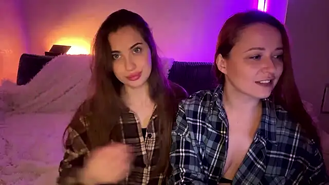 Snapshot of __2sya__ chatting on January 18, 2:32 pm 2sya online show from January 18, 2:32 pm