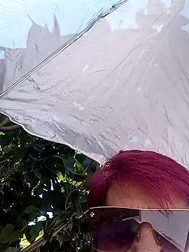 Snapshot of Ely_Elenita chatting on June 25, 8:41 am Ely Elenita online show from June 25, 8:41 am