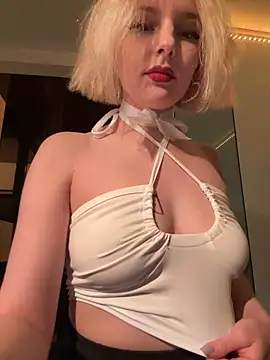 XMelissaX online show from January 18, 8:12 pm