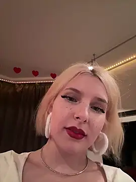 XMelissaX online show from April 7, 10:09 pm