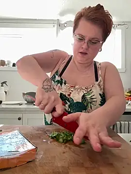 Sweetleeahxx online show from February 19, 2:24 pm