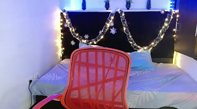 Miapeyton online show from December 11, 5:48 pm