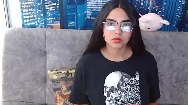 Miapeyton online show from April 28, 1:16 pm