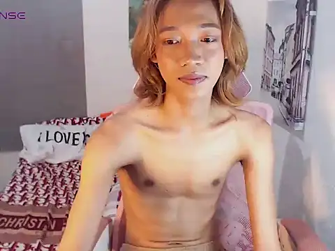 imtwinky online show from February 28, 7:04 pm