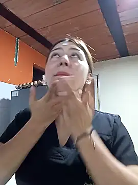 Sara Brownx online show from April 7, 9:59 pm