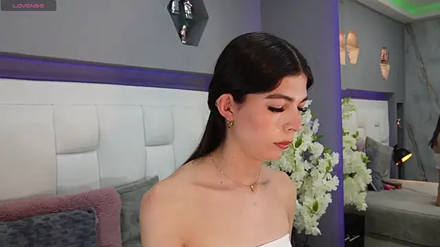 Snapshot of CuteAri chatting on September 21, 8:32 pm CuteAri online show from September 21, 8:32 pm