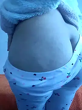 Dalou3a69 online show from December 30, 8:21 am