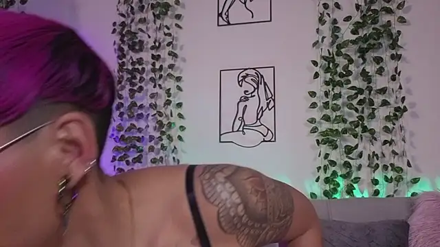 MiaMorgan  online show from March 9, 12:42 pm