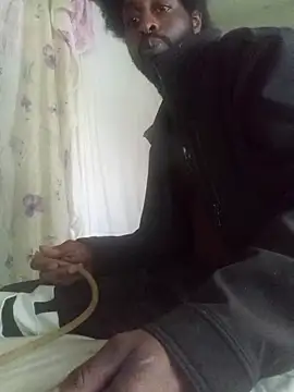 DevinToore online show from April 18, 6:45 pm