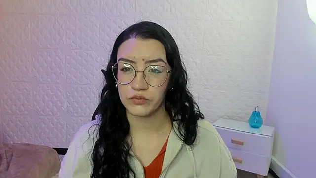 Violetaa diazz online show from October 25, 9:09 pm