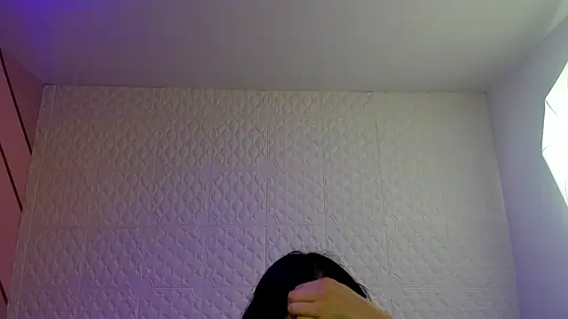 Violetaa diazz online show from December 2, 9:10 pm