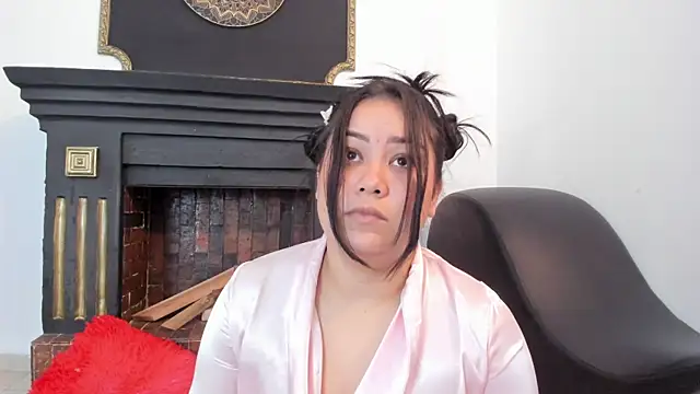 Snapshot of victoriajk chatting on March 8, 4:50 pm victoriajk online show from March 8, 4:50 pm