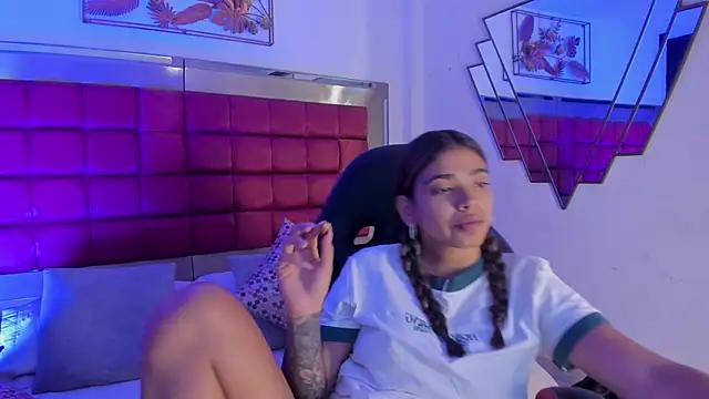 GiaFu online show from April 11, 6:12 pm