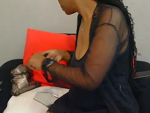 Snapshot of Mollybrookexx chatting on January 11, 5:52 am Mollybrookexx online show from January 11, 5:52 am