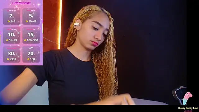 Charlotte Love10 online show from September 17, 11:45 am