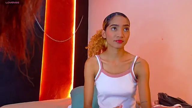 Charlotte Love10 online show from February 11, 9:58 am