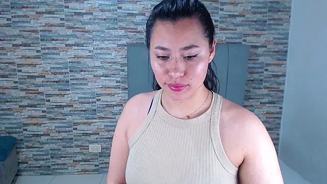 Snapshot of _joy_yva chatting on October 22, 3:01 pm joy yva online show from October 22, 3:01 pm