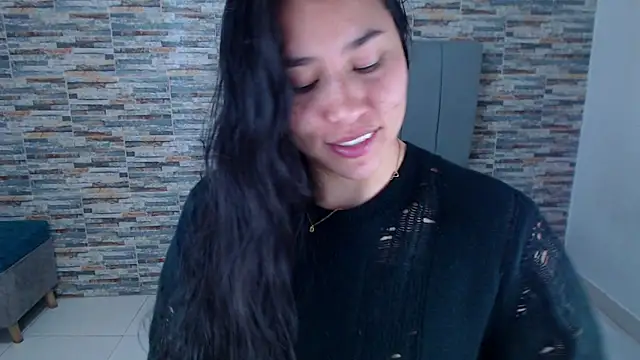 Snapshot of _joy_yva chatting on November 7, 5:13 pm joy yva online show from November 7, 5:13 pm