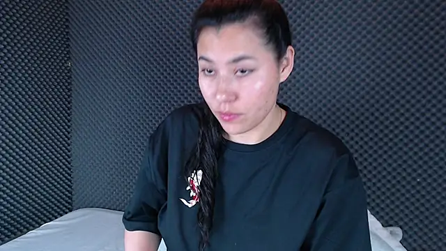 Snapshot of _joy_yva chatting on December 16, 9:42 pm joy yva online show from December 16, 9:42 pm