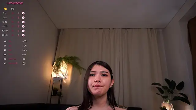 Snapshot of AlthenaBramblett chatting on December 7, 7:54 pm AlthenaBramblett online show from December 7, 7:54 pm