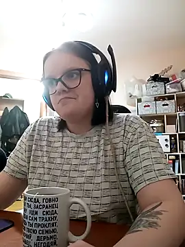 DivaMarisa online show from March 21, 6:07 pm