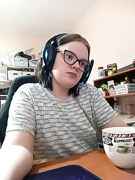 DivaMarisa online show from March 23, 12:15 am