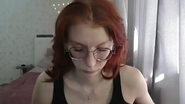 KateBunny online show from May 3, 11:27 am