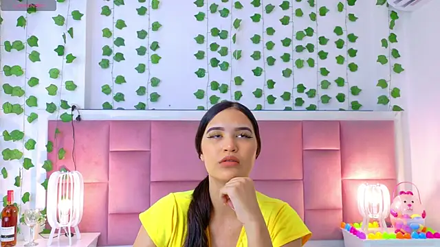 kaily sweet1 online show from April 6, 11:22 am