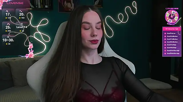 Snapshot of katie_taylorr chatting on May 17, 3:04 am katie taylorr online show from May 17, 3:04 am