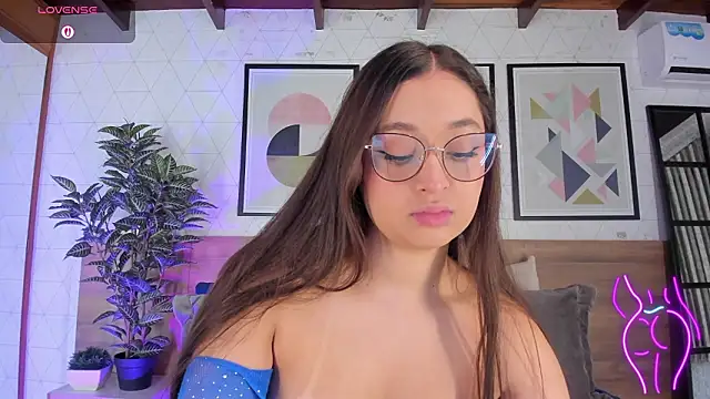 MiaKay1 online show from February 6, 3:33 am