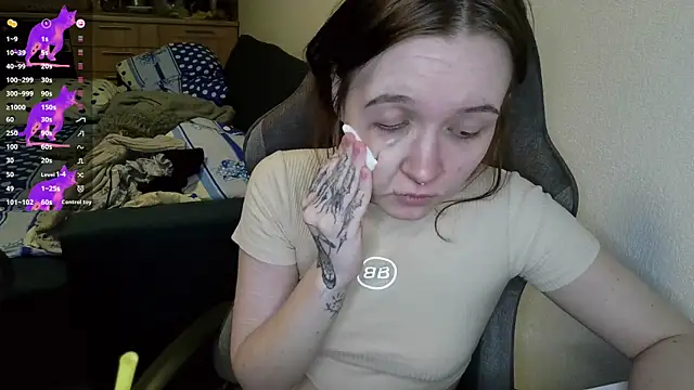 crashtest 13 online show from January 31, 1:02 pm