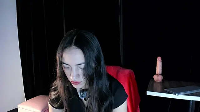 Scarlett  Fox   online show from December 18, 11:27 am