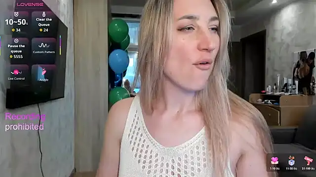 lady Nati online show from April 19, 9:19 am