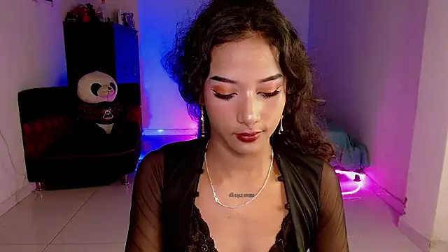 Snapshot of Chelsea__2 chatting on February 3, 4:56 pm Chelsea 2 online show from February 3, 4:56 pm