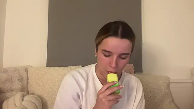 maisiesmithx online show from July 13, 10:45 pm