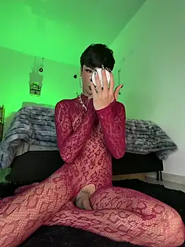 sue   0 online show from May 30, 3:03 am