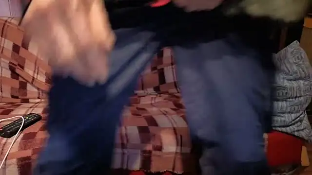 loverboyxxx69 online show from December 15, 4:50 am