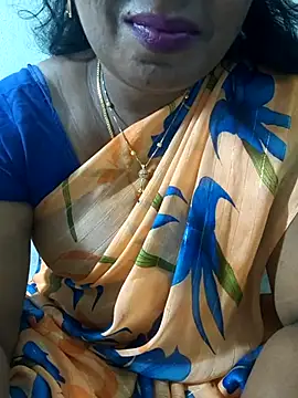 Snapshot of MaaliiiPonuTamil chatting on July 18, 5:55 am MaaliiiPonuTamil online show from July 18, 5:55 am