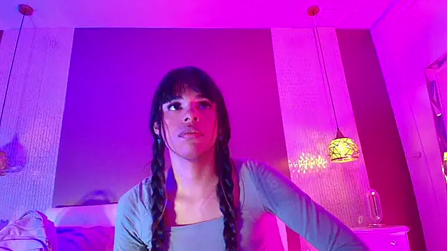 Snapshot of DannaDooll99 chatting on April 5, 12:02 pm DannaDooll99 online show from April 5, 12:02 pm