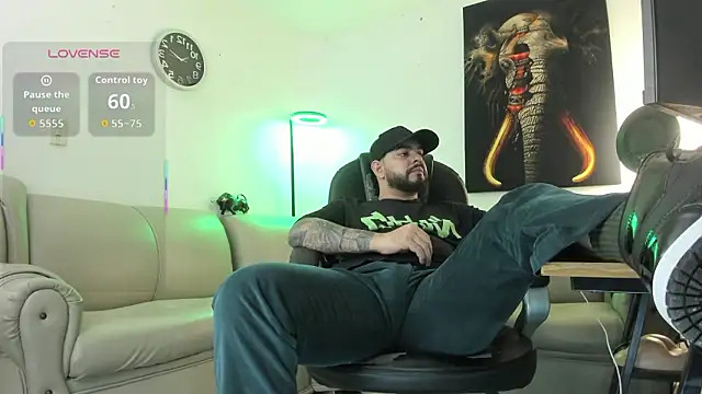 Ethan Castellano online show from February 2, 9:35 pm