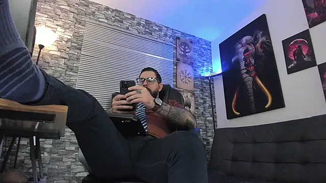 Ethan Castellano online show from June 4, 10:38 pm