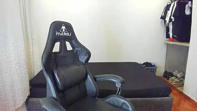 daddy jhons online show from December 24, 7:39 am