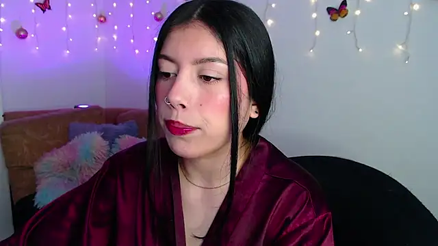 Snapshot of iam_emy chatting on January 8, 10:16 pm iam emy online show from January 8, 10:16 pm