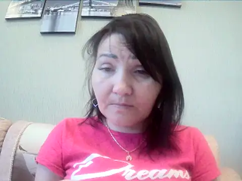ClaireSunset online show from May 22, 5:18 pm