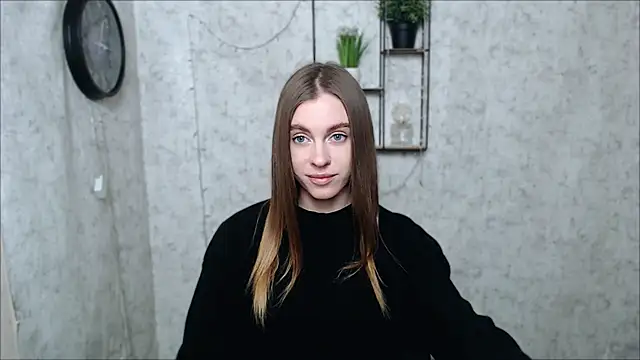 Snapshot of AlisaCatty_ chatting on December 28, 7:33 am AlisaCatty online show from December 28, 7:33 am