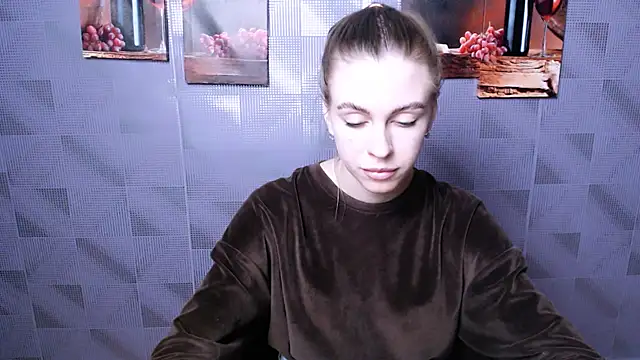 Snapshot of AlisaCatty_ chatting on February 11, 1:09 pm AlisaCatty online show from February 11, 1:09 pm
