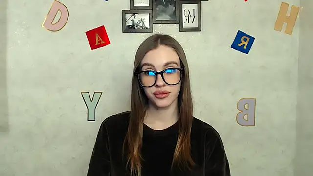 Snapshot of AlisaCatty_ chatting on February 14, 10:59 am AlisaCatty online show from February 14, 10:59 am