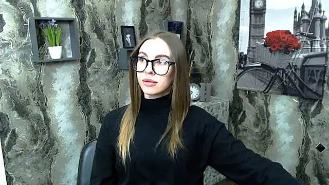 Snapshot of AlisaCatty_ chatting on March 7, 7:30 am AlisaCatty online show from March 7, 7:30 am