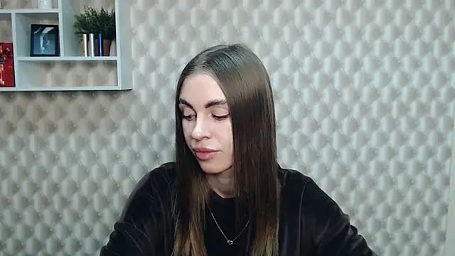 Snapshot of AlisaCatty_ chatting on March 12, 10:26 am AlisaCatty online show from March 12, 10:26 am