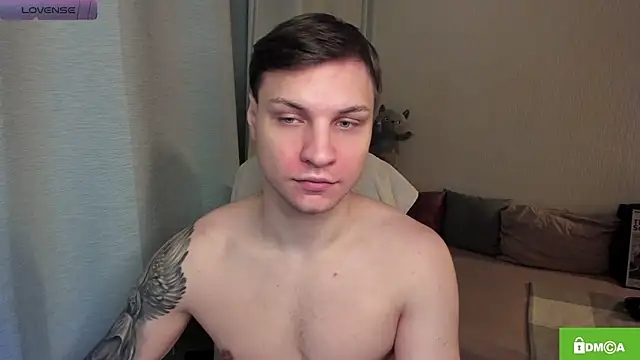 handsome guy01 online show from June 18, 12:11 am